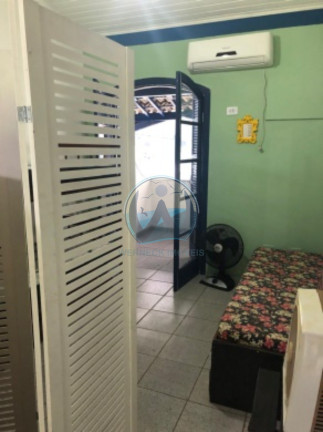 Imagem Kitnet com 1 Quarto à Venda, 38 m² em Lázaro - Ubatuba Imagem Kitnet com 1 Quarto à Venda, 38 m² em Lázaro - Ubatuba