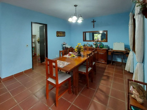 Imagem Casa com 3 Quartos à Venda, 174 m² em Albuquerque - Teresópolis Imagem Casa com 3 Quartos à Venda, 174 m² em Albuquerque - Teresópolis