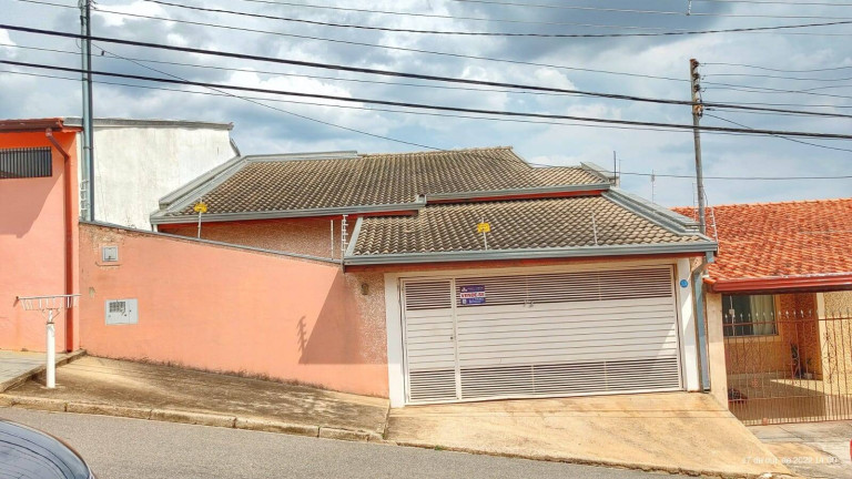 Imagem Casa com 3 Quartos à Venda, em Jardim Das Laranjeiras - Bragança Paulista Imagem Casa com 3 Quartos à Venda, em Jardim Das Laranjeiras - Bragança Paulista