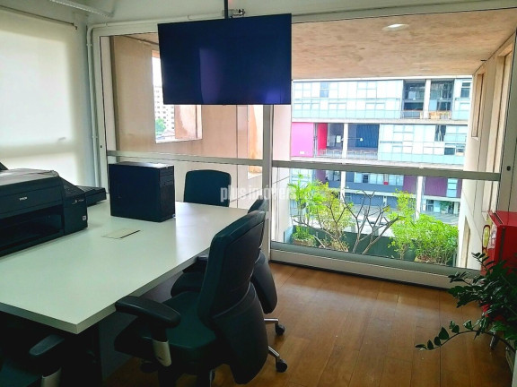 Imóvel Comercial à Venda, 178 m² em Vila Madalena - São Paulo
