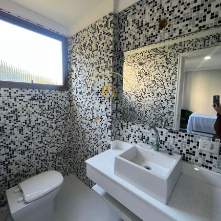 Imagem Apartamento com 5 Quartos à Venda, 228 m² em Pitangueiras - Guarujá