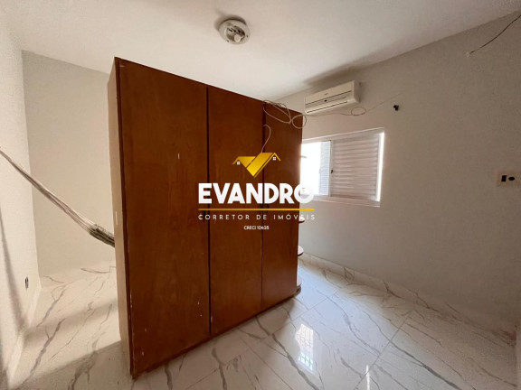 Imagem Casa com 3 Quartos à Venda, 720 m² em Santa Cruz - Cuiabá Imagem Casa com 3 Quartos à Venda, 720 m² em Santa Cruz - Cuiabá