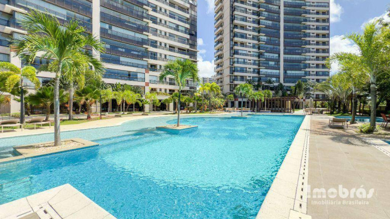 Apartamento com 3 Quartos à Venda, 209 m² em Guararapes - Fortaleza