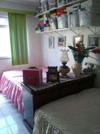 Imagem Apartamento com 2 Quartos à Venda, 70 m² em Imbuí - Salvador