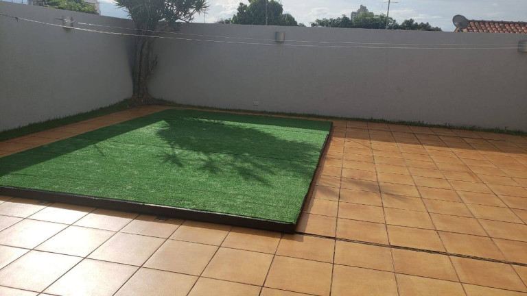 Imagem Casa com 3 Quartos à Venda, 525 m² em Centro - Arapongas Imagem Casa com 3 Quartos à Venda, 525 m² em Centro - Arapongas