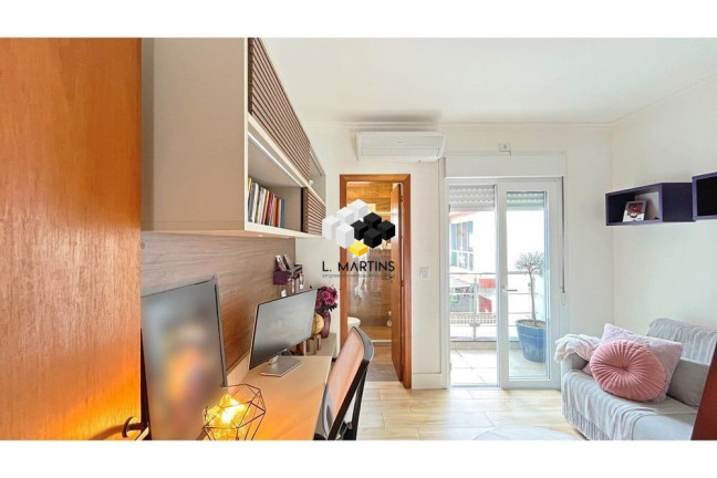 Imagem Casa com 2 Quartos à Venda, 110 m² em Hípica - Porto Alegre Imagem Casa com 2 Quartos à Venda, 110 m² em Hípica - Porto Alegre