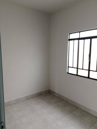 Imagem Casa com 3 Quartos para Alugar, em Vila Nova - Arapongas Imagem Casa com 3 Quartos para Alugar, em Vila Nova - Arapongas