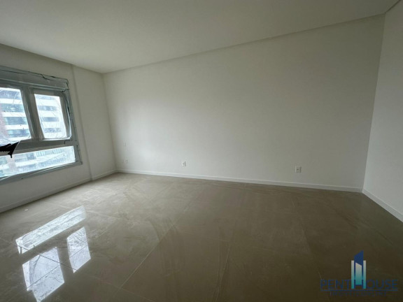 Imagem Apartamento com 3 Quartos à Venda, 129 m² em Centro - Balneário Camboriú Imagem Apartamento com 3 Quartos à Venda, 129 m² em Centro - Balneário Camboriú