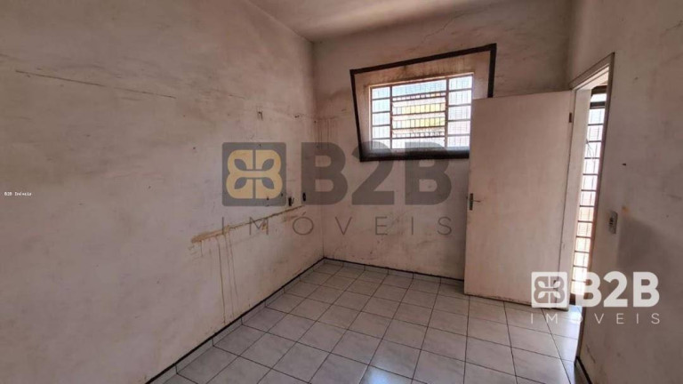 Imagem Casa com 3 Quartos para Alugar, 300 m² em Jardim Estoril Iv - Bauru Imagem Casa com 3 Quartos para Alugar, 300 m² em Jardim Estoril Iv - Bauru
