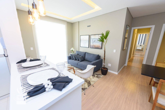Imagem Apartamento com 3 Quartos à Venda, 77 m² em Mercês - Curitiba