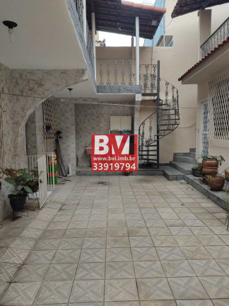 Imagem Casa com 3 Quartos à Venda, 272 m² em Vila Da Penha - Rio De Janeiro Imagem Casa com 3 Quartos à Venda, 272 m² em Vila Da Penha - Rio De Janeiro