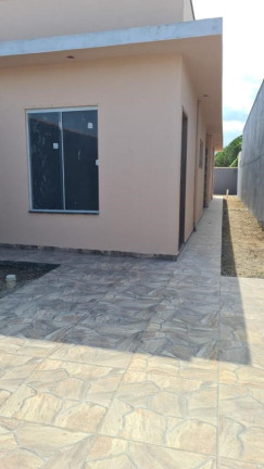 Imagem Casa com 2 Quartos à Venda, 63 m² em Balneario Dos Golfinhos - Caraguatatuba