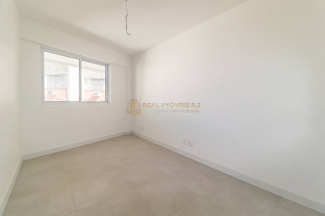 Imagem Apartamento com 4 Quartos à Venda, 179 m² em Lagoa - Rio De Janeiro Imagem Apartamento com 4 Quartos à Venda, 179 m² em Lagoa - Rio De Janeiro