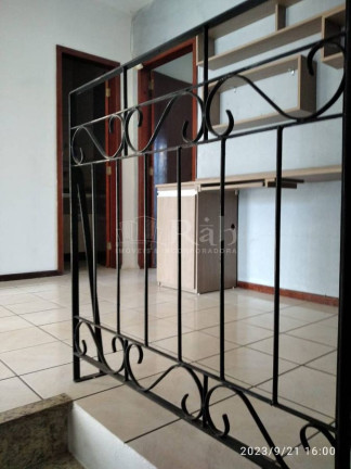 Imagem Sobrado com 3 Quartos à Venda, 120 m² em Centro - Balneário Camboriú Imagem Sobrado com 3 Quartos à Venda, 120 m² em Centro - Balneário Camboriú