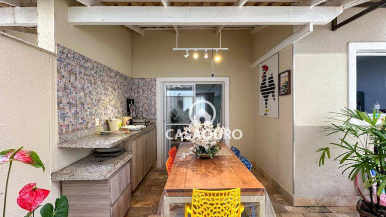 Imagem Casa com 4 Quartos à Venda, 165 m² em Condomínio Village Royale - Nova Lima