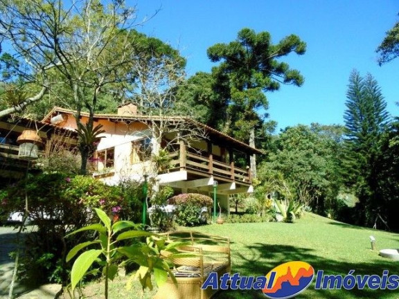 Casa com 6 Quartos à Venda, 382 m² em Caxangá - Teresópolis