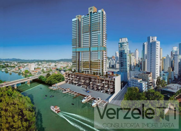 Apartamento com 4 Quartos à Venda, 220 m² em Centro - Balneário Camboriú