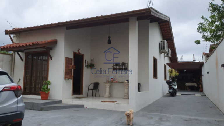 Imagem Casa com 3 Quartos à Venda, 238 m² em Martim De Sa - Caraguatatuba
