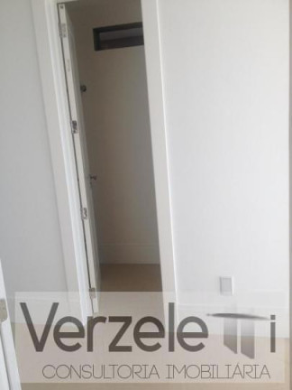 Imagem Apartamento com 3 Quartos à Venda, 180 m² em Centro - Balneário Camboriú Imagem Apartamento com 3 Quartos à Venda, 180 m² em Centro - Balneário Camboriú