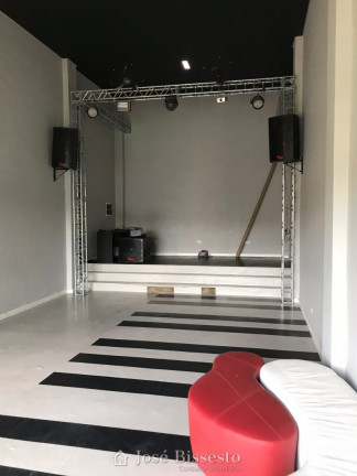 Imagem Casa com 8 Quartos à Venda, 1.998 m² em Granja Viana - Carapicuiba Imagem Casa com 8 Quartos à Venda, 1.998 m² em Granja Viana - Carapicuiba