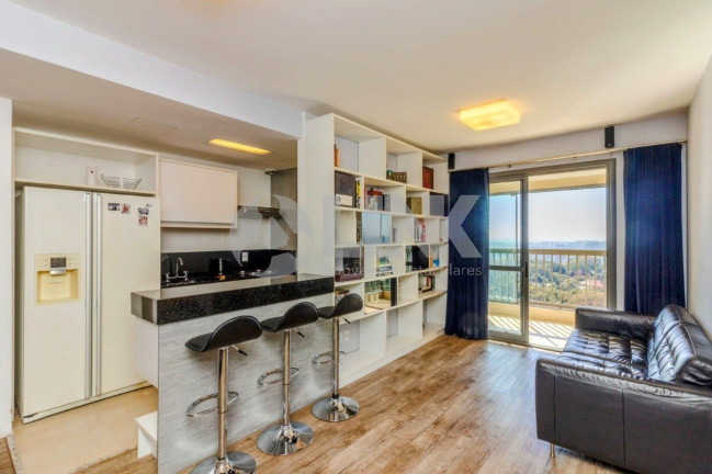 Apartamento com 1 Quarto à Venda, 56 m² em Três Figueiras - Porto Alegre