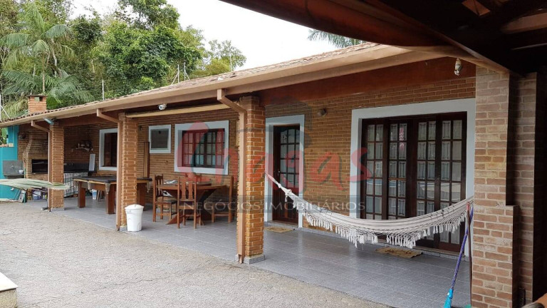 Imagem Casa com 5 Quartos à Venda, 345 m² em Massaguaçu - Caraguatatuba