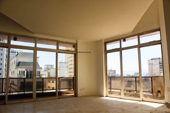 Imagem Apartamento com 4 Quartos à Venda, 642 m² em Santa Cecília - São Paulo