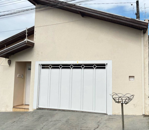 Casa com 3 Quartos à Venda, 200 m²