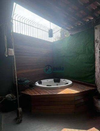 Imagem Casa com 4 Quartos à Venda, 780 m² em Fonseca - Niterói
