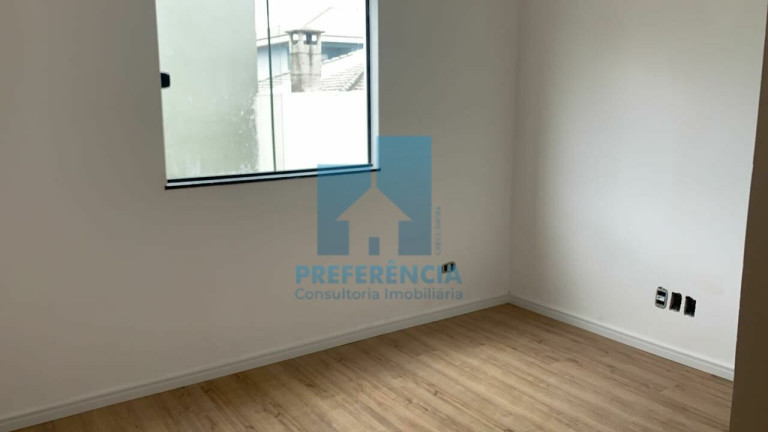 Imagem Casa com 3 Quartos à Venda, 83 m² em Uvaranas - Ponta Grossa