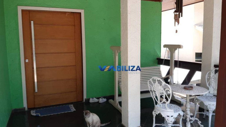 Imagem Sobrado com 3 Quartos à Venda, 250 m² em Aruja 5 - Arujá Imagem Sobrado com 3 Quartos à Venda, 250 m² em Aruja 5 - Arujá