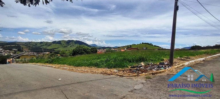 Imagem Terreno à Venda, 409 m² em Centro - Paraisópolis Imagem Terreno à Venda, 409 m² em Centro - Paraisópolis