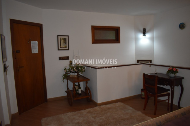 Imagem Imóvel com 3 Quartos para Alugar, 100 m² em Região Do Alto Do Capivari - Campos Do Jordão Imagem Imóvel com 3 Quartos para Alugar, 100 m² em Região Do Alto Do Capivari - Campos Do Jordão