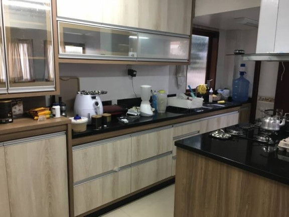 Imagem Casa com 5 Quartos à Venda,  em Bom Abrigo - Florianópolis