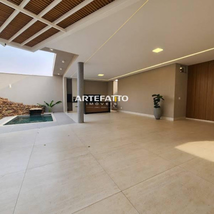Imagem Casa com 4 Quartos à Venda, 244 m²