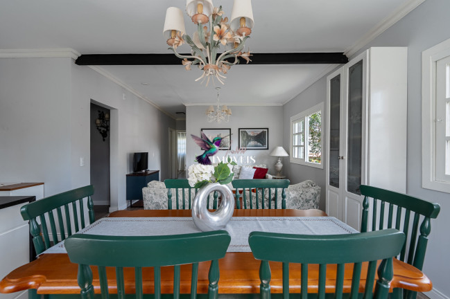 Imagem Casa com 4 Quartos à Venda, 173 m² em Avenida Central - Gramado