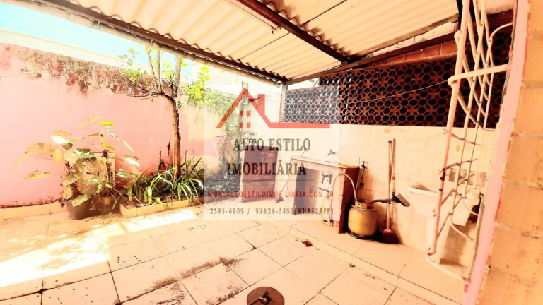 Imagem Casa com 2 Quartos à Venda, 140 m² em Cascadura - Rio De Janeiro Imagem Casa com 2 Quartos à Venda, 140 m² em Cascadura - Rio De Janeiro