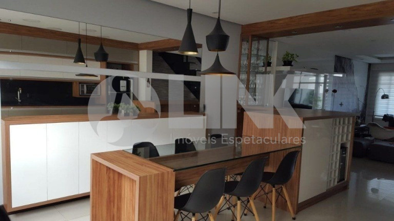 Imagem Imóvel com 3 Quartos à Venda, 144 m² em Mário Quintana - Porto Alegre