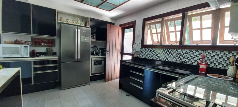 Imagem Casa com 4 Quartos à Venda, 420 m² em Barra Da Tijuca - Rio De Janeiro Imagem Casa com 4 Quartos à Venda, 420 m² em Barra Da Tijuca - Rio De Janeiro