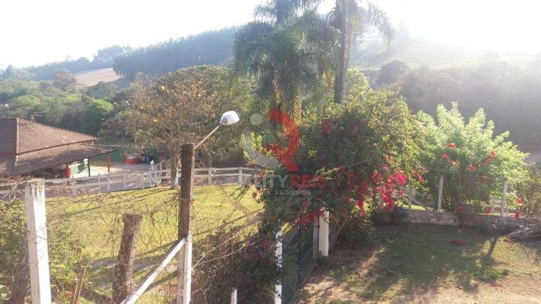 Imagem Imóvel com 6 Quartos à Venda, 250 m² em Centro - Pedra Bela