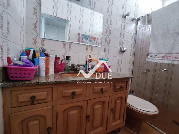 Imagem Casa com 3 Quartos à Venda, 168 m² em Boqueirão - Santos