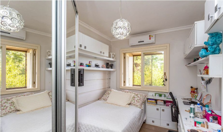 Imagem Cobertura com 3 Quartos à Venda, 252 m² em Jardim Itu - Porto Alegre