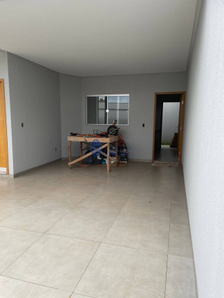 Imagem Casa com 3 Quartos à Venda, 188 m² em Residencial Flamboyant - Anápolis