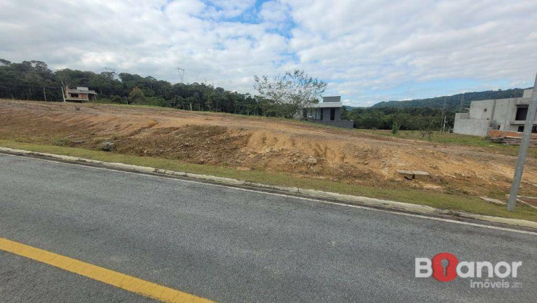 Imagem Terreno à Venda, 395 m² em Ponta Aguda - Blumenau Imagem Terreno à Venda, 395 m² em Ponta Aguda - Blumenau