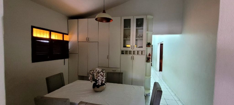 Imagem Casa com 3 Quartos à Venda, 423 m² em Expedicionários - João Pessoa