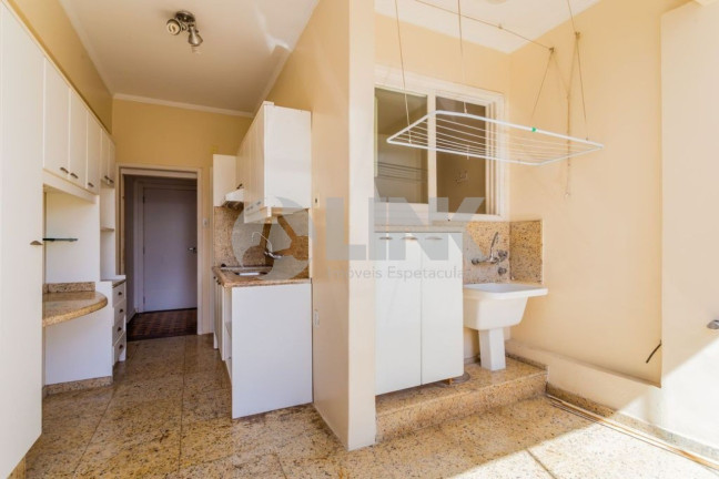 Imagem Apartamento com 2 Quartos à Venda, 105 m² em Moinhos De Vento - Porto Alegre
