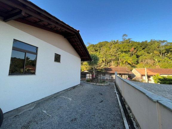 Imagem Casa com 3 Quartos à Venda, 295 m² em Itoupavazinha - Blumenau Imagem Casa com 3 Quartos à Venda, 295 m² em Itoupavazinha - Blumenau