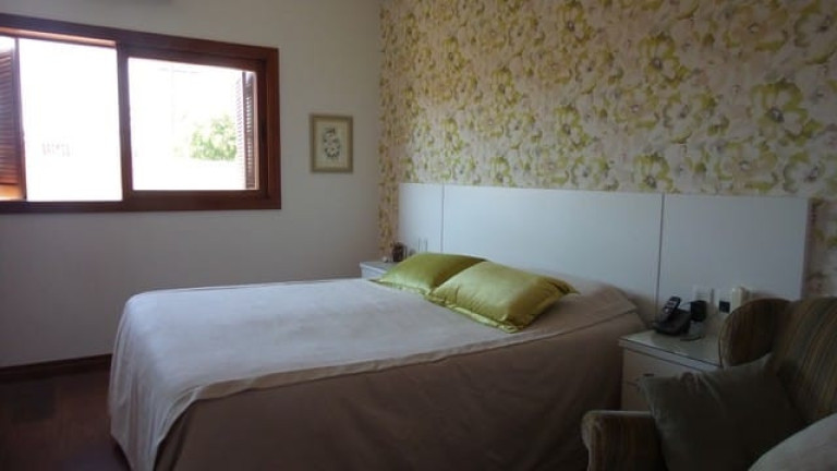 Imagem Casa com 4 Quartos à Venda, 360 m² em Jardim Das Nações - Taubaté Imagem Casa com 4 Quartos à Venda, 360 m² em Jardim Das Nações - Taubaté