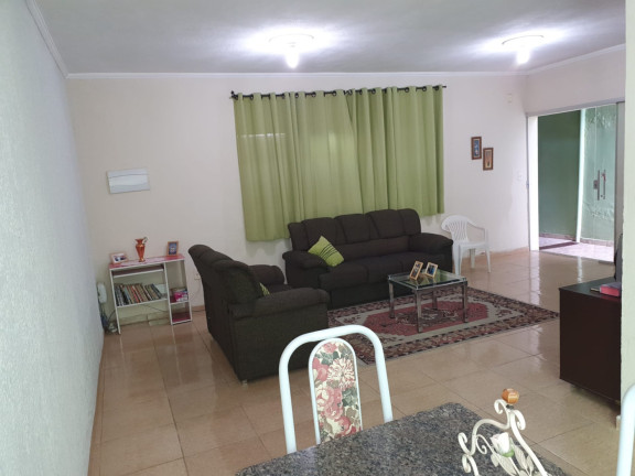 Imagem Casa com 3 Quartos à Venda, 173 m² em Esplanada Santa Helena - Taubaté Imagem Casa com 3 Quartos à Venda, 173 m² em Esplanada Santa Helena - Taubaté