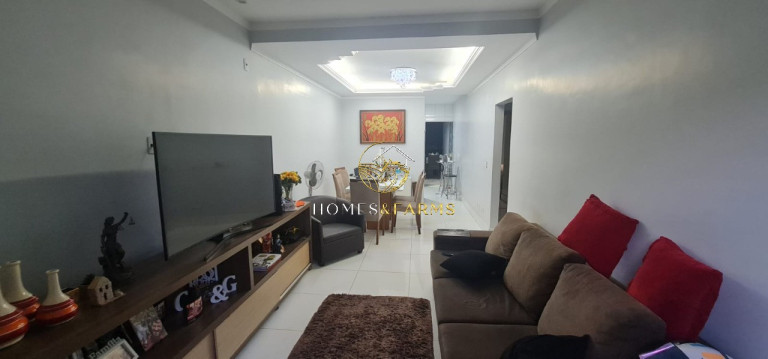 Imagem Casa com 3 Quartos à Venda, 180 m² em Vila São Luiz - Goiânia